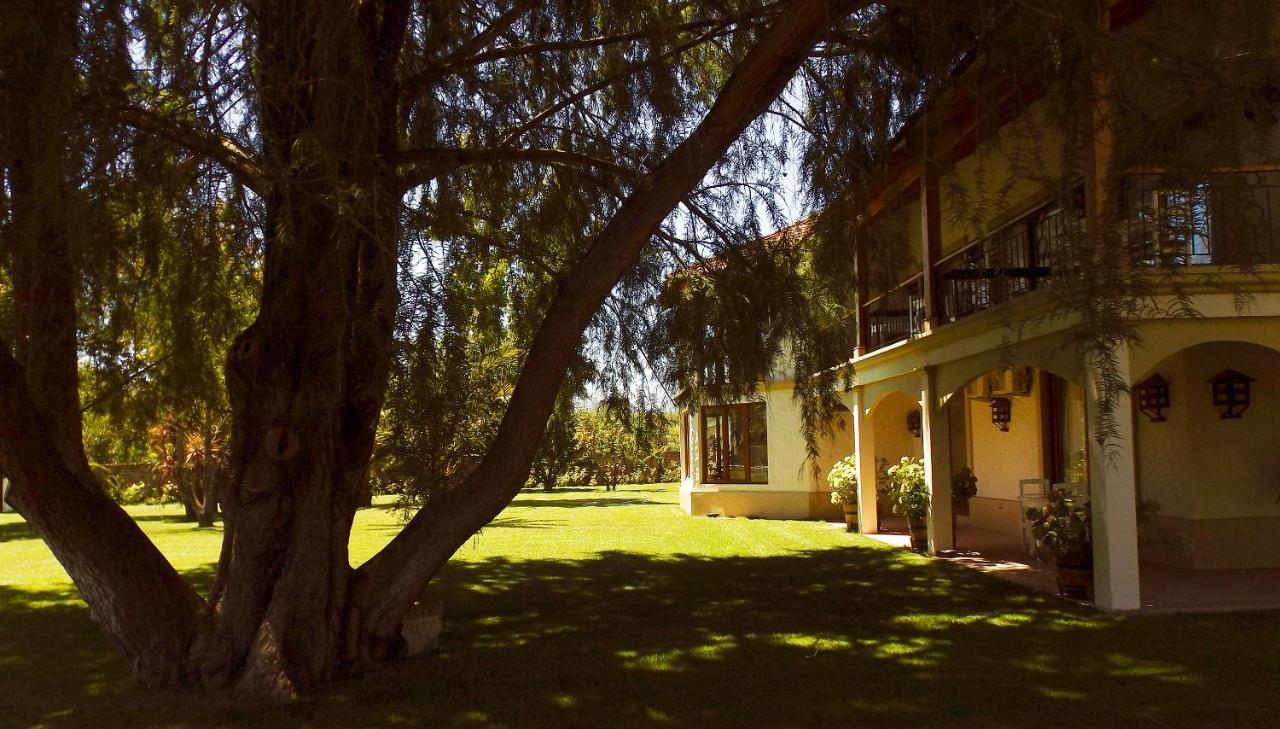 La Perla Hotel Santa Cruz Exterior photo